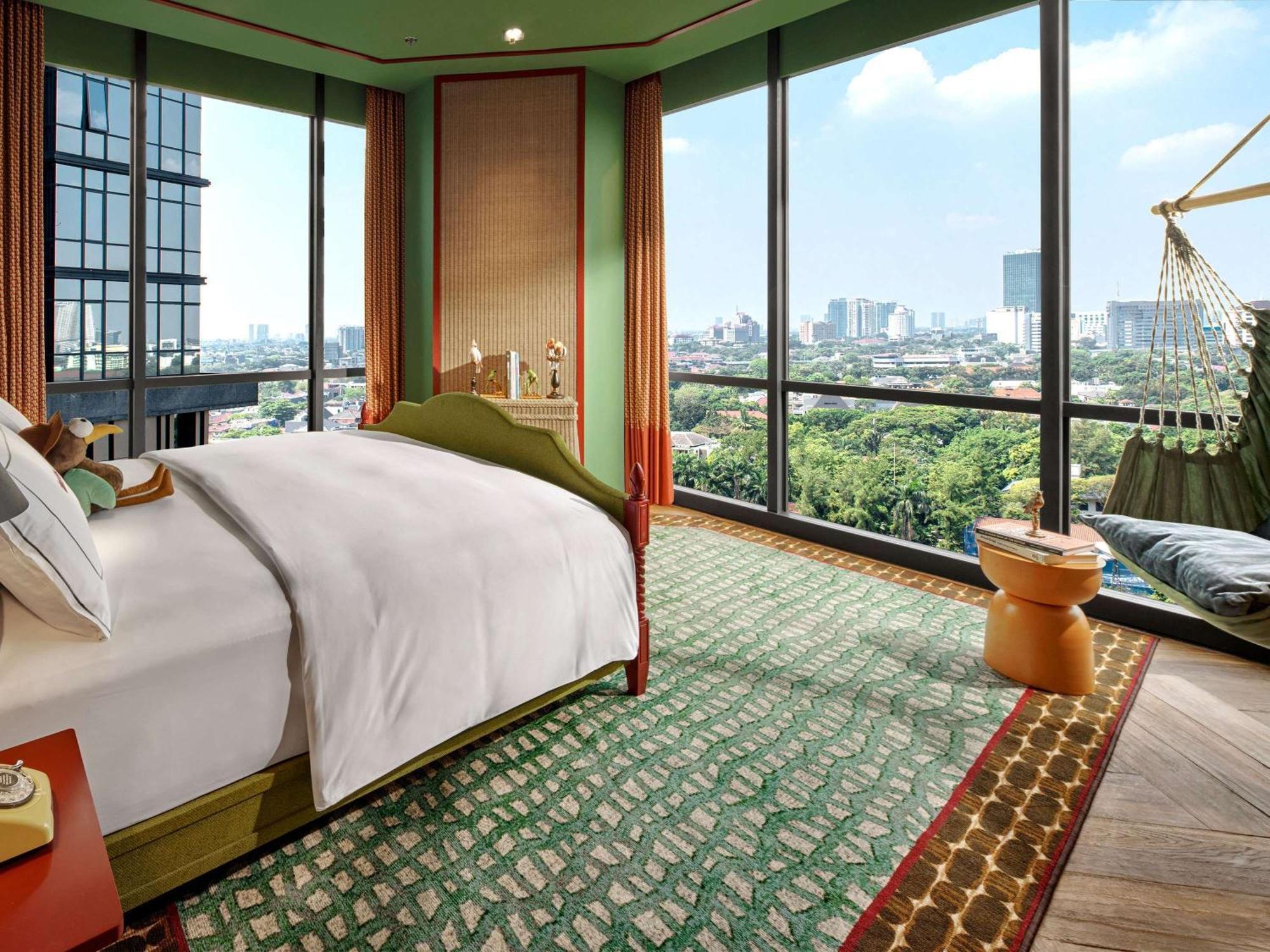 25Hours Hotel Jakarta The Oddbird Экстерьер фото