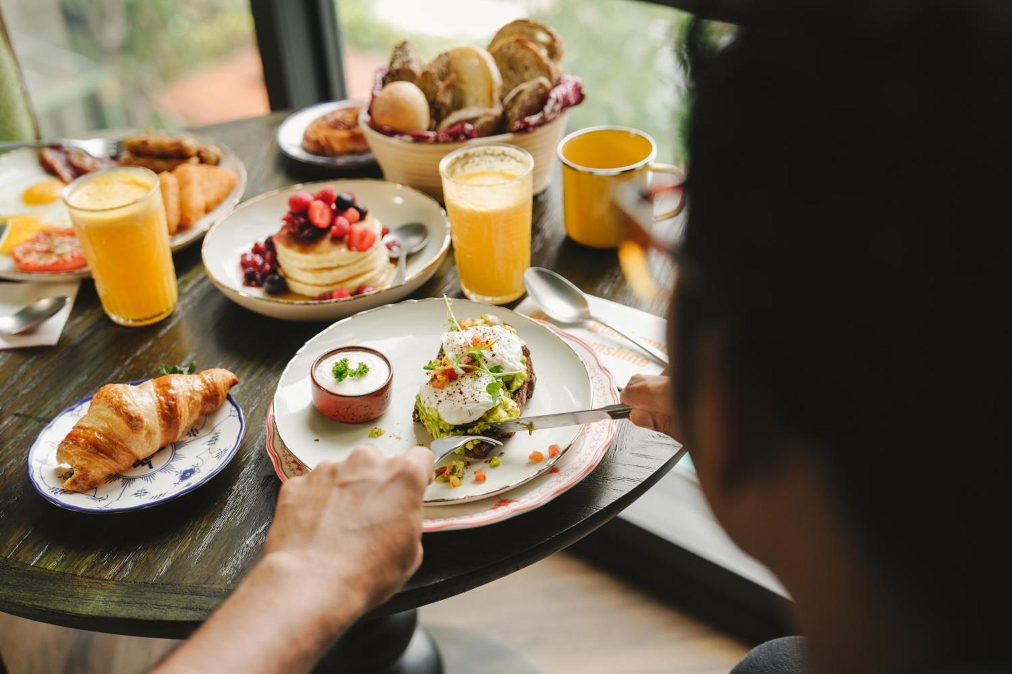 25Hours Hotel Jakarta The Oddbird Экстерьер фото