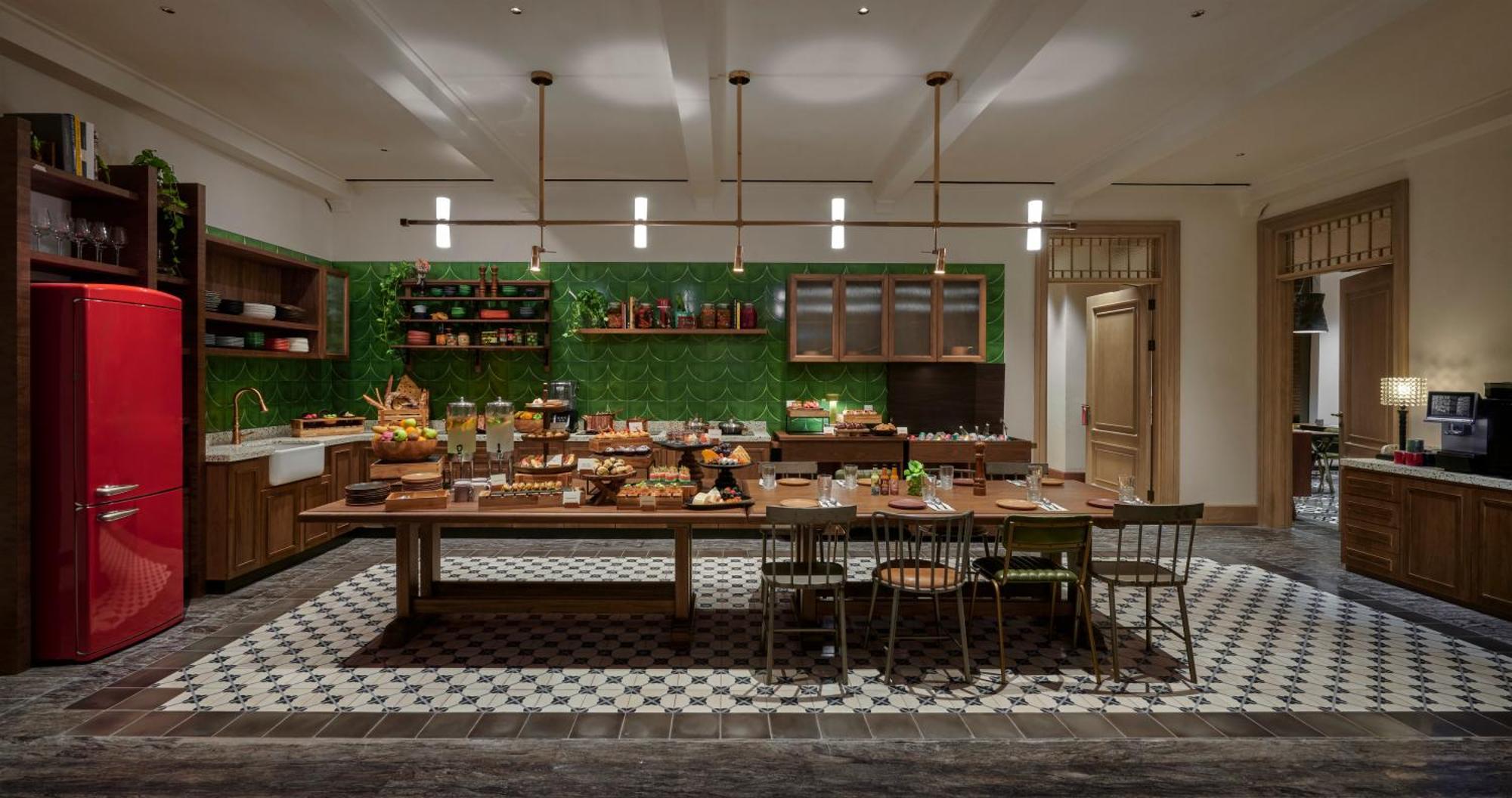 25Hours Hotel Jakarta The Oddbird Экстерьер фото