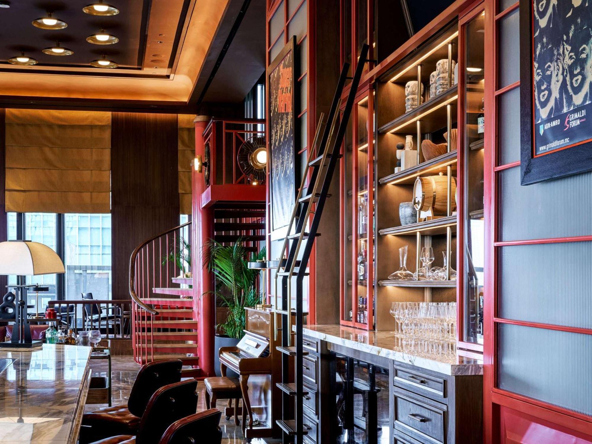 25Hours Hotel Jakarta The Oddbird Экстерьер фото