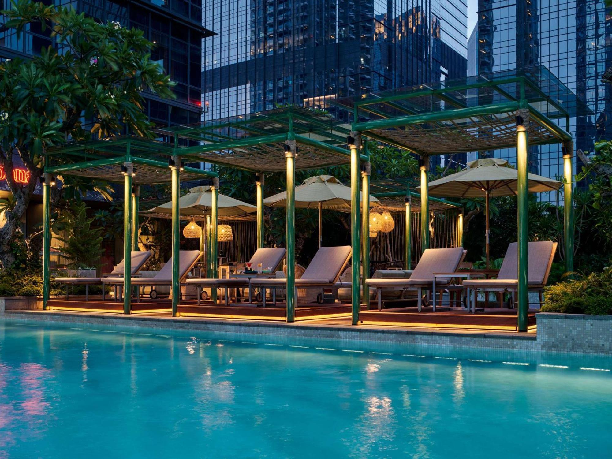 25Hours Hotel Jakarta The Oddbird Экстерьер фото