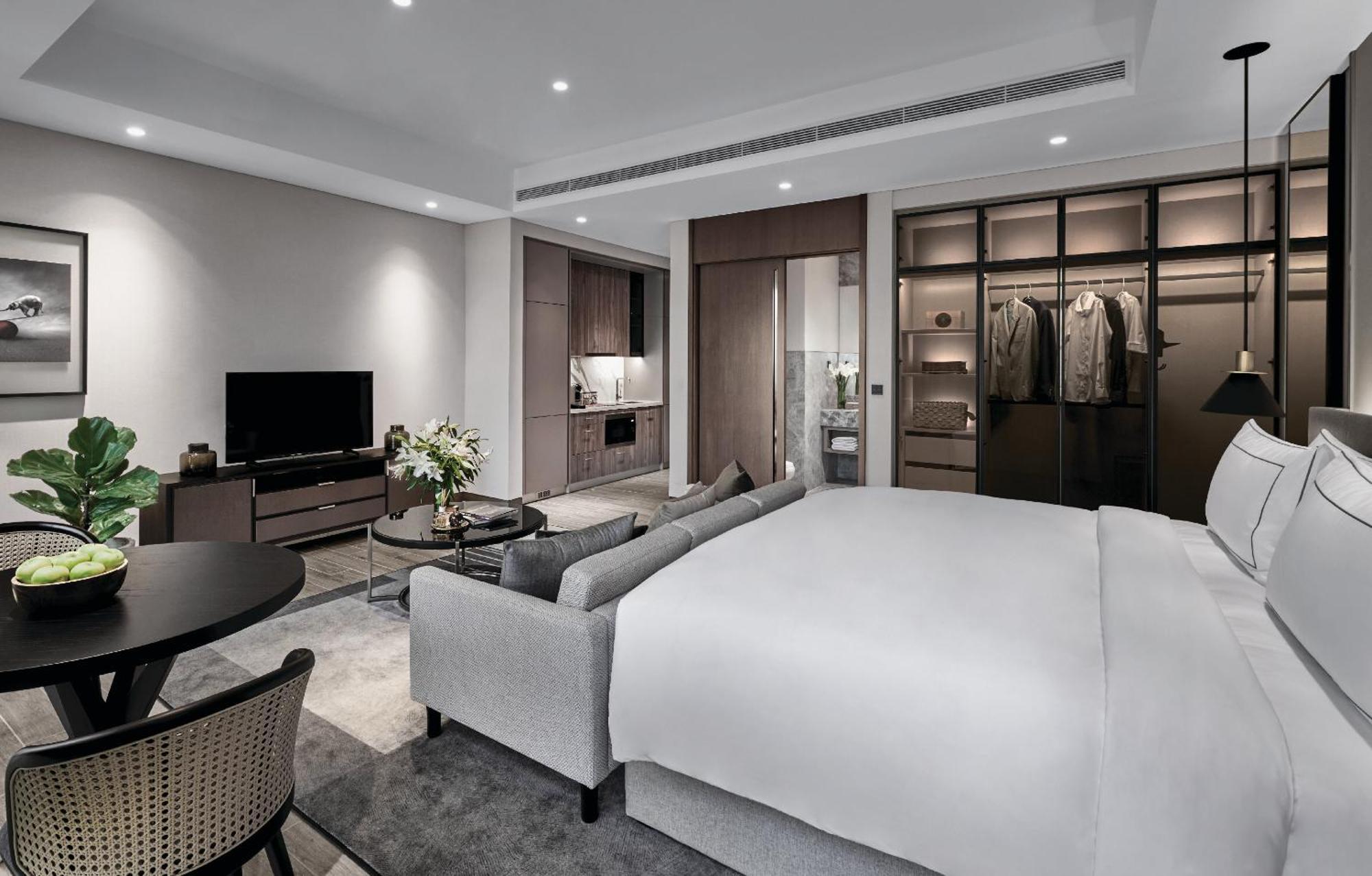 25Hours Hotel Jakarta The Oddbird Экстерьер фото